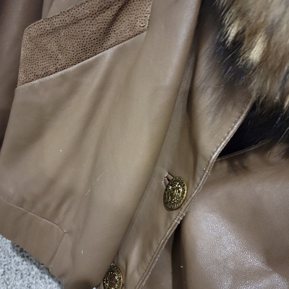 🚫SOLD🚫 VINTAGE MARVIN RICHARDS leather fur jacket! - Picture 4 of 13